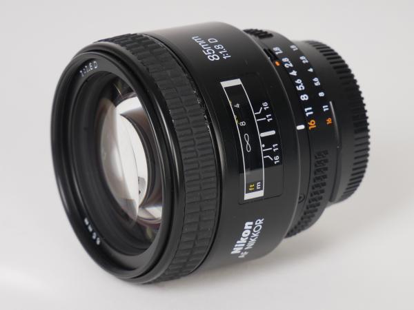 Nikon 85mm F1,8 AF-D F-Mount - Gebrauchtartikel -
